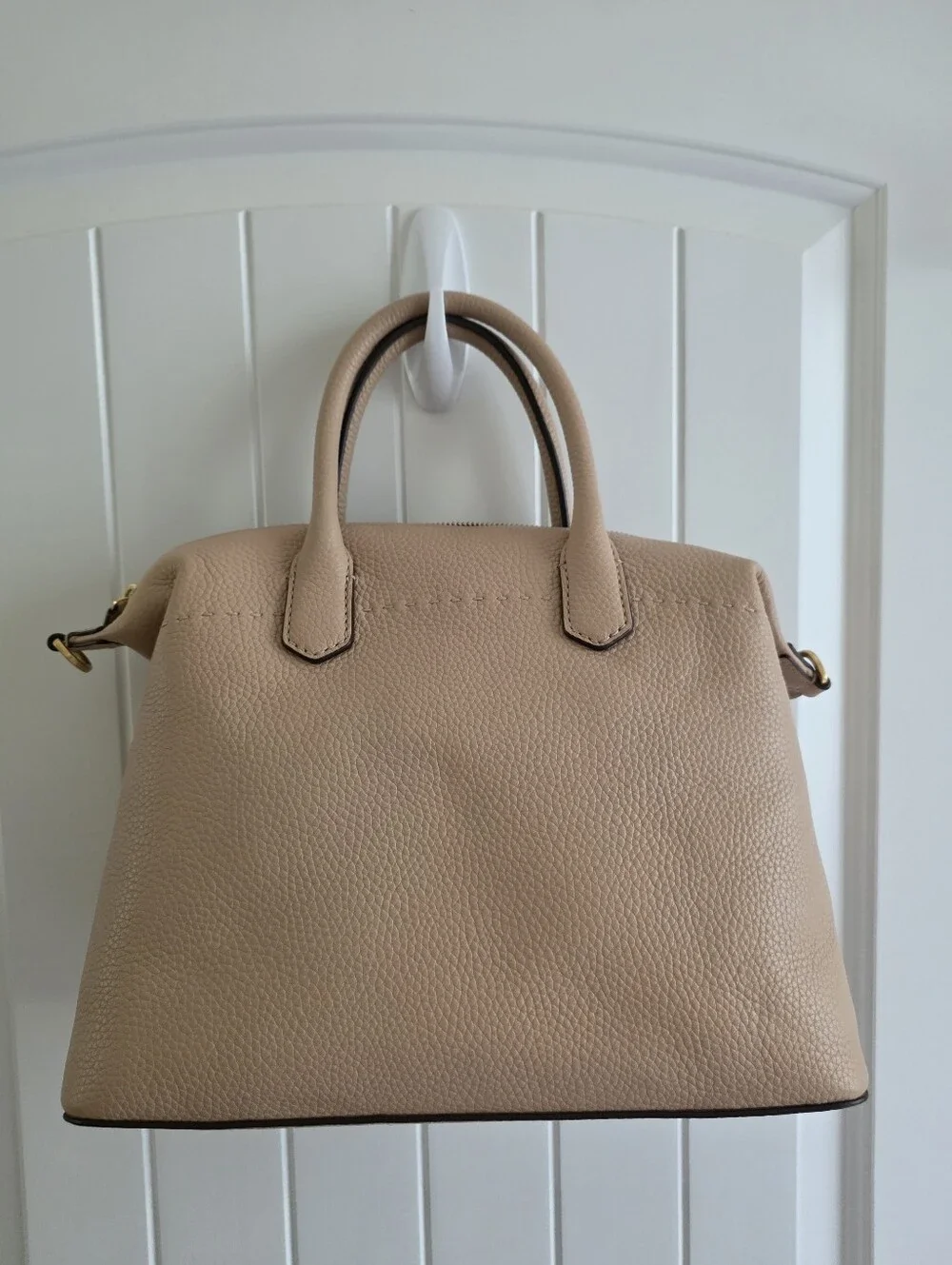 EUC Tory Burch McGraw Pebbled Satchel Top Handle Zip Tassel Gold Hardware